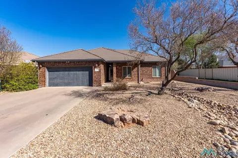 200 Mariposa Dr, Clovis, NM 88101