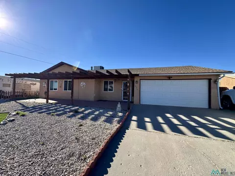 804 Kingman Ave, Grants, NM 87020