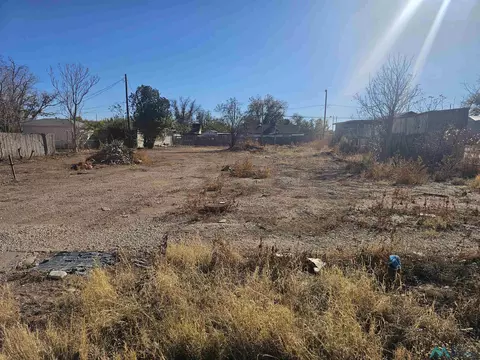 1005 W Fox St, Carlsbad, NM 88220