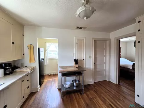 Kitchen - 1620 Gidding St, Clovis, NM 88101 photo 1 of 6