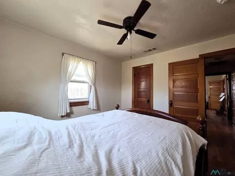 Bedroom - 1620 Gidding St, Clovis, NM 88101 photo 1 of 3