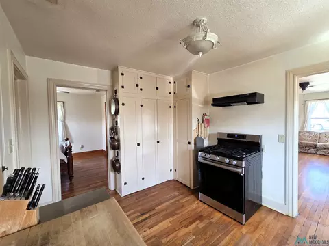 Kitchen - 1620 Gidding St, Clovis, NM 88101 photo 4 of 6