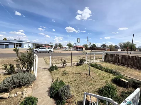 Exterior - 1620 Gidding St, Clovis, NM 88101 photo 6 of 6