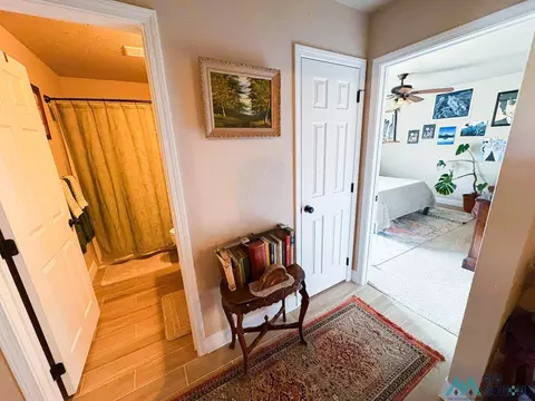 Entry Way - Undisclosed, Clovis, NM 88101 photo 2 of 2