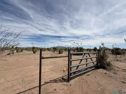4655 SW Hermanas Grade, Deming, NM 88030