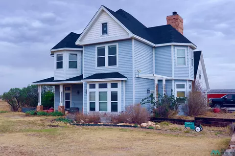 845 S Roosevelt Rd S, Portales, NM 88130
