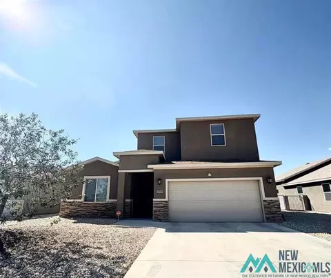 3709 Saguaro Dr, Carlsbad, NM 88220