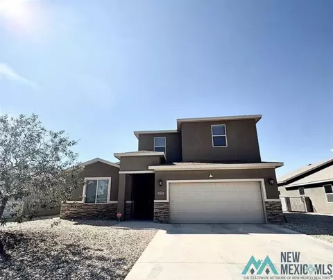3709 Saguaro Dr, Carlsbad, NM 88220