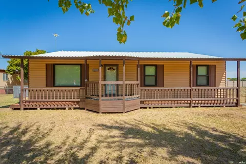 5705 Kincaid Dr, Roswell, NM 88203