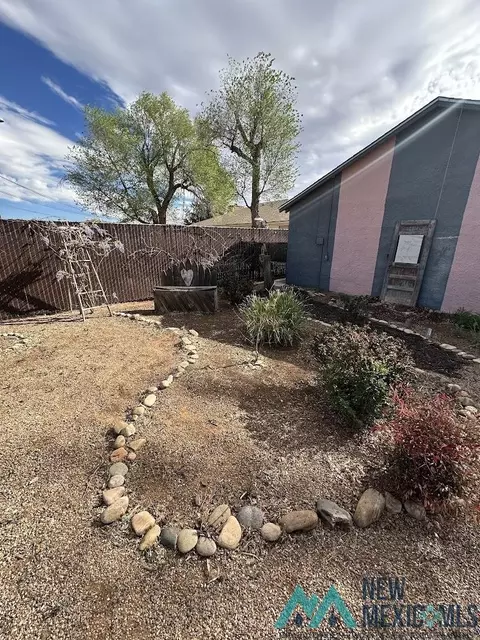 Exterior - 2116 N Ross St, Clovis, NM 88101 photo 3 of 4