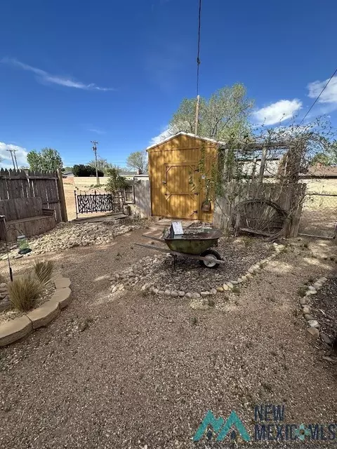 Exterior - 2116 N Ross St, Clovis, NM 88101 photo 1 of 4