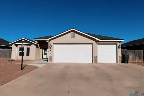 1713 College Park Dr, Clovis, NM 88101