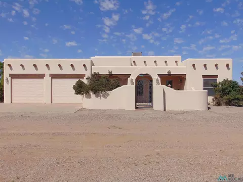 3880 SW Majestic View Rd, Deming, NM 88030