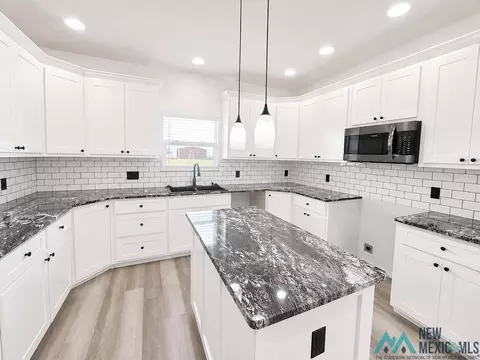 Kitchen - 1532 Sr 77 Hwy, Clovis, NM 88101 photo 2 of 3