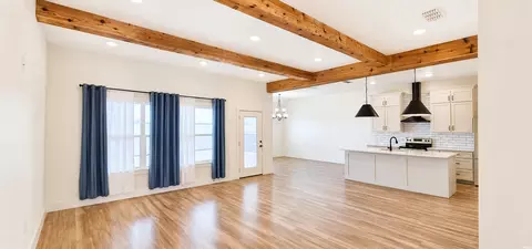 Living - 120 Abbey Dr, Clovis, NM 88101 photo 1 of 1