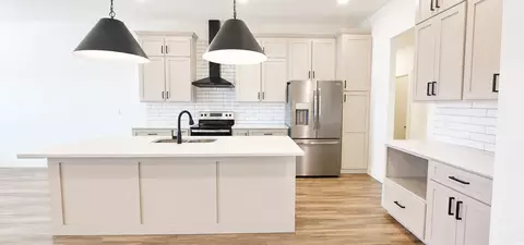 Kitchen - 120 Abbey Dr, Clovis, NM 88101 photo 1 of 1