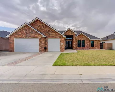 2113 E Highwood Ave, Hobbs, NM 88240