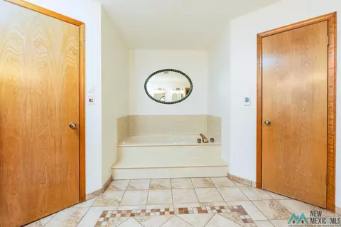 Bath - 1600 St Andrews Dr, Clovis, NM 88101 photo 2 of 11