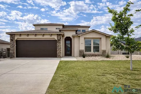313 Baler Ln St, Carlsbad, NM 88220