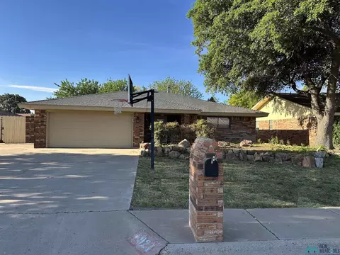 921 Jicarilla St, Hobbs, NM 88240