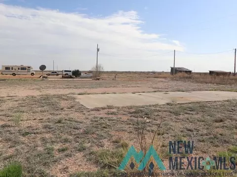 2037 S Roosevelt Rd 7 # -A, Portales, NM 88130