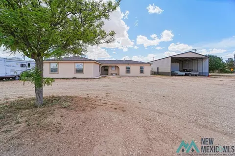 1213 Smedley Rd, Carlsbad, NM 88220