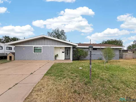 1101 Baylor Dr, Roswell, NM 88203