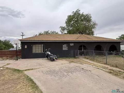 1701 S Stanton Ave, Roswell, NM 88203