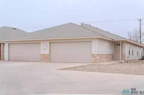 2624 E 14th St, Clovis, NM 88101