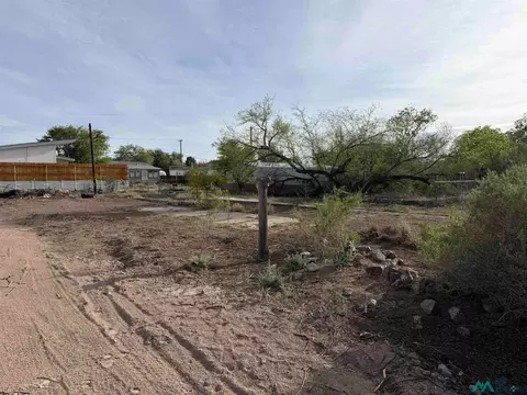 725 Charles St, Truth Or Consequences, NM 87901 photo 5