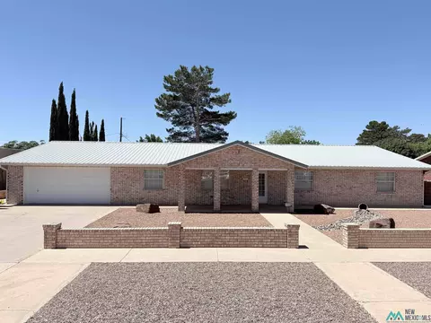 1808 S Saddler St, Deming, NM 88030