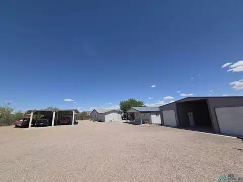 407 Bass Rd, Elephant Butte, NM 87935