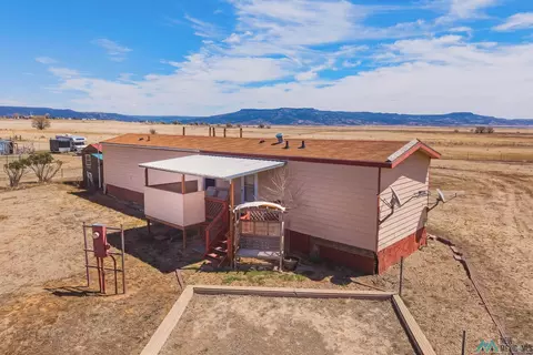 617 Gold St, Raton, NM 87740