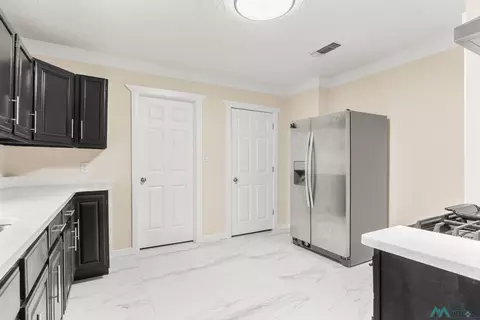 Kitchen - 1008 Rencher St, Clovis, NM 88101 photo 2 of 2