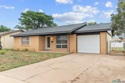 1821 Gerry Dr, Clovis, NM 88101