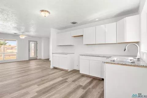 Kitchen - 1821 Gerry Dr, Clovis, NM 88101 photo 2 of 2