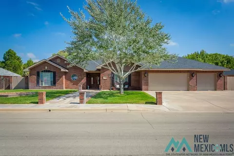 3103 Onate Rd, Roswell, NM 88201