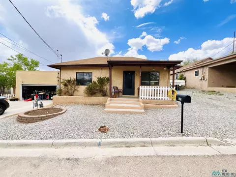 629 N Fourth St, Gallup, NM 87301