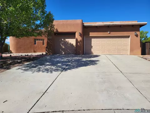 1518 Susan, Gallup, NM 87301