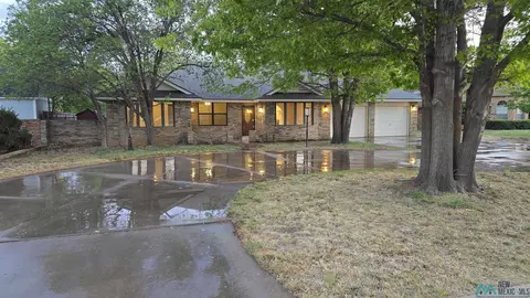 413 Diamondhead Dr, Clovis, NM 88101