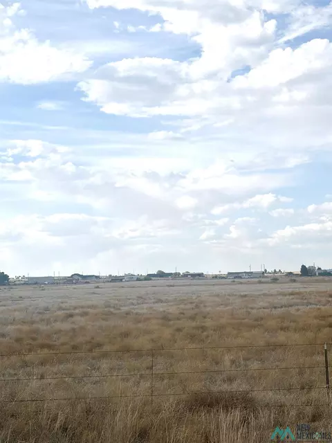 00 W Pinelodge Rd, Roswell, NM 88201
