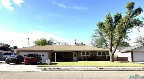 1904 Ray Ave, Artesia, NM 88210