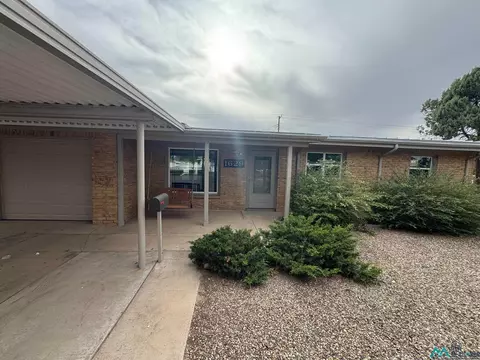 1629 N Catherine Dr, Hobbs, NM 88240