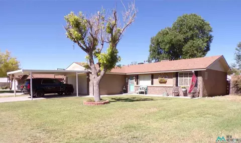 1403 S 22nd St, Artesia, NM 88210