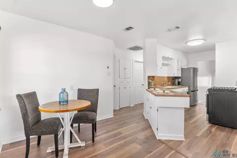 Dining - 2520 Sheldon St, Clovis, NM 88101 photo 1 of 2