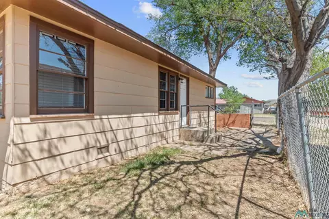 Exterior - 2520 Sheldon St, Clovis, NM 88101 photo 4 of 5
