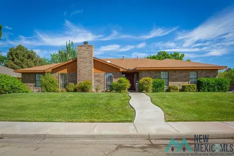 1105 Elm Dr, Roswell, NM 88201