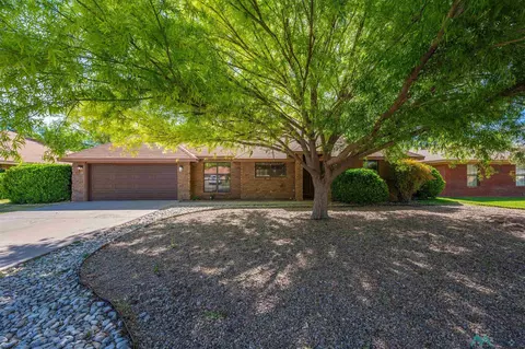 3111 La Tierra Dr, Roswell, NM 88201