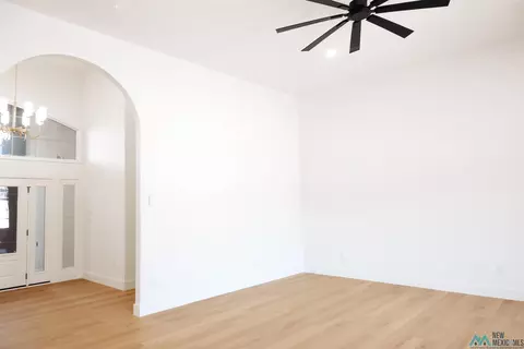 Living - 156 Sandzen Dr, Clovis, NM 88101 photo 3 of 5