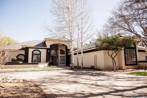 Exterior - 156 Sandzen Dr, Clovis, NM 88101 photo 2 of 12